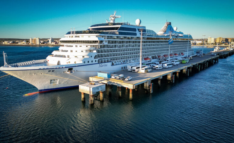 Amarró en Madryn el crucero MS Marina