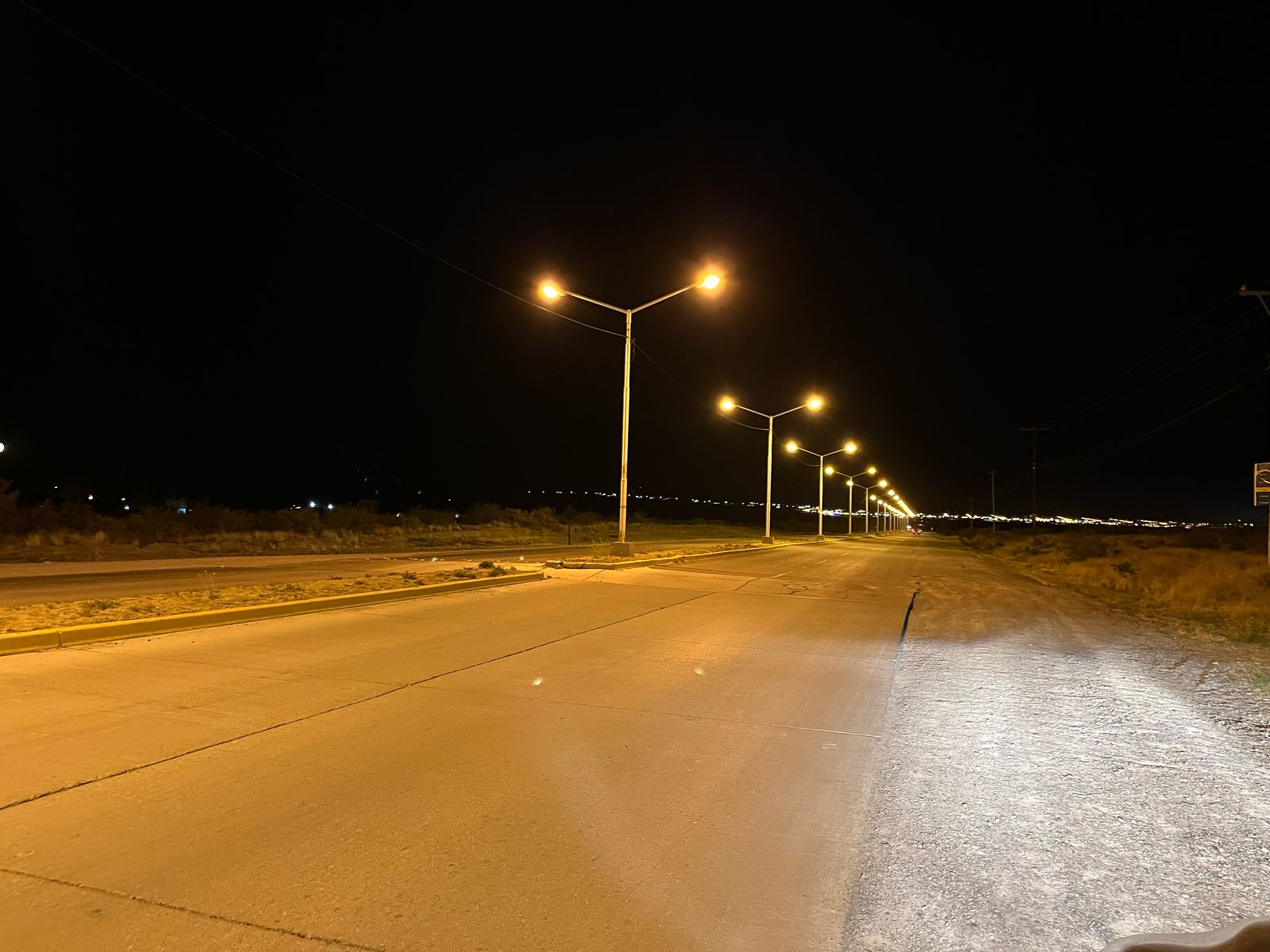 SOLANAS: RECLAMAN POR ILUMINACION EN TODA LA RUTA