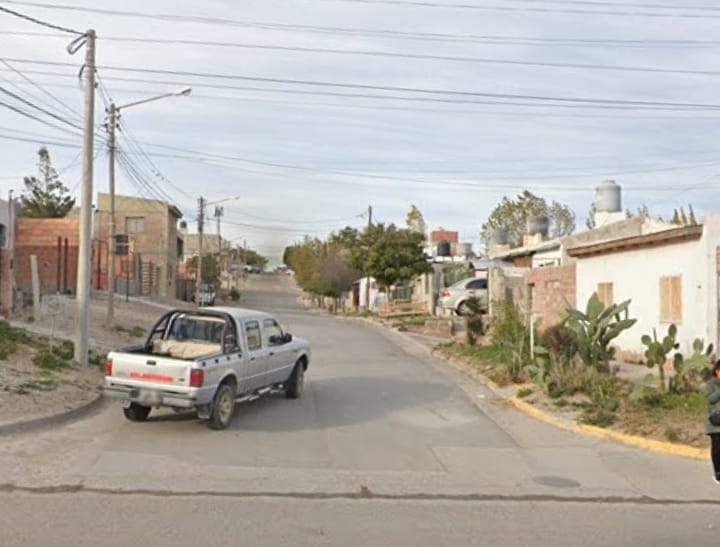 TRAS PERSECUCION POLICAL LOGRAN DETENER A CUATRO DELINCUENTES