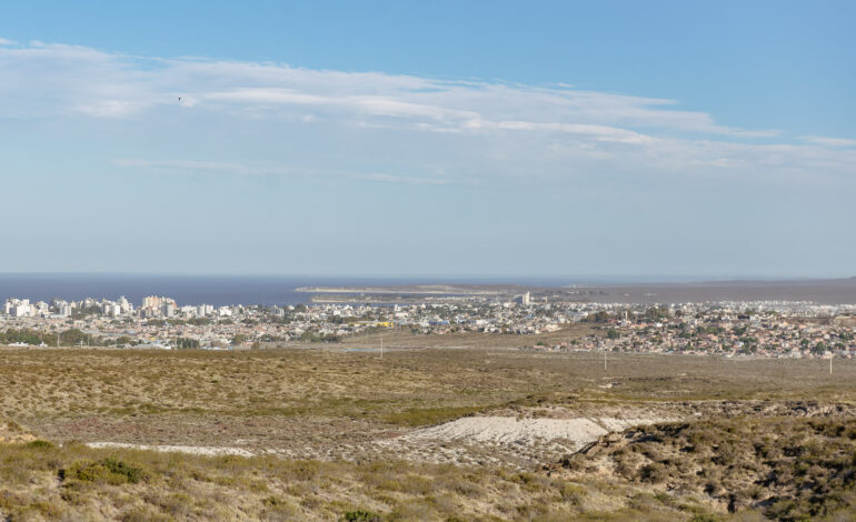 PUERTO MADRYN CRECE PERO POCO
