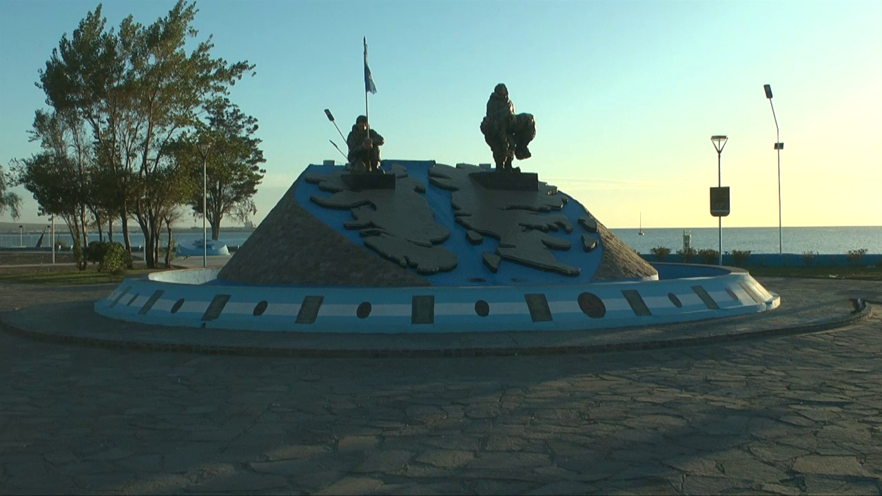 DIA DEL VETERANO DE GUERRA Y DE LOS CAIDOS EN MALVINAS