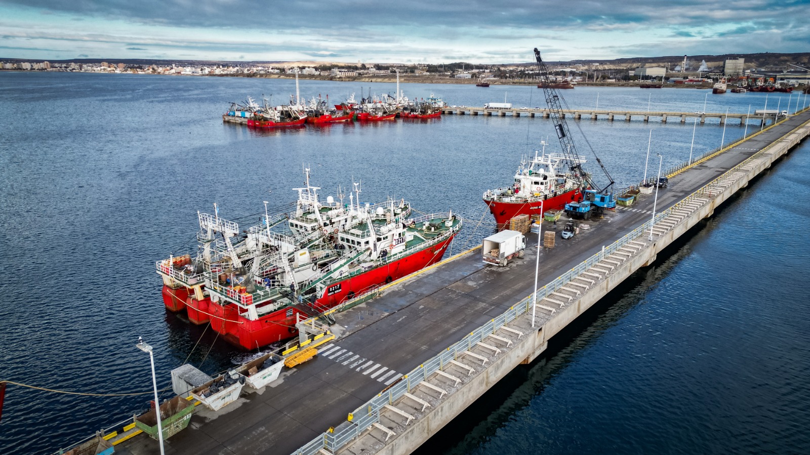 CUANDO EL PUERTO SE DETIENE, MADRYN TIEMBLA