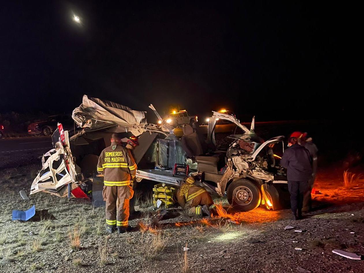 GRAVE ACCIDENTE RUTA 3: VÍCTIMA HOSPITALIZADA Y RUTA CORTADA