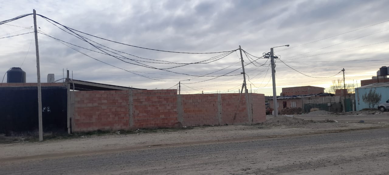 PELIGRO INMINENTE: POSTES CASEROS