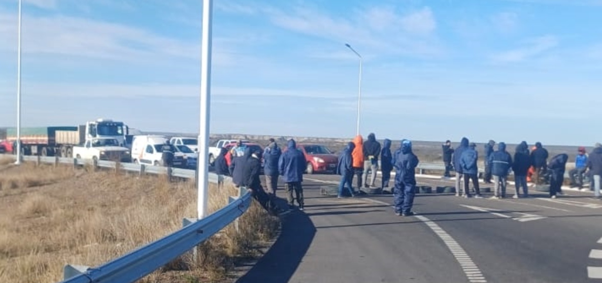 CORTE RUTA 3 POR EL SOMU DISIDENTE