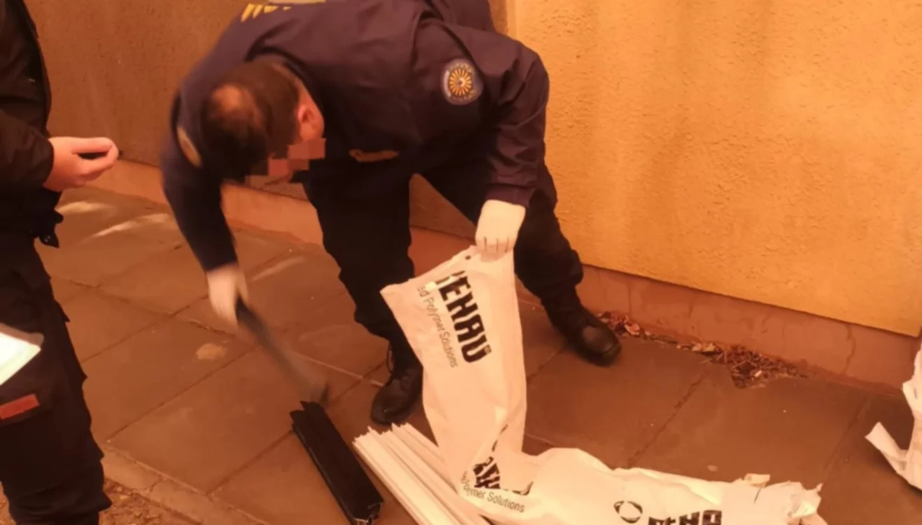 LO ROBADO, ESCONDIDO EN LA CAMIONETA