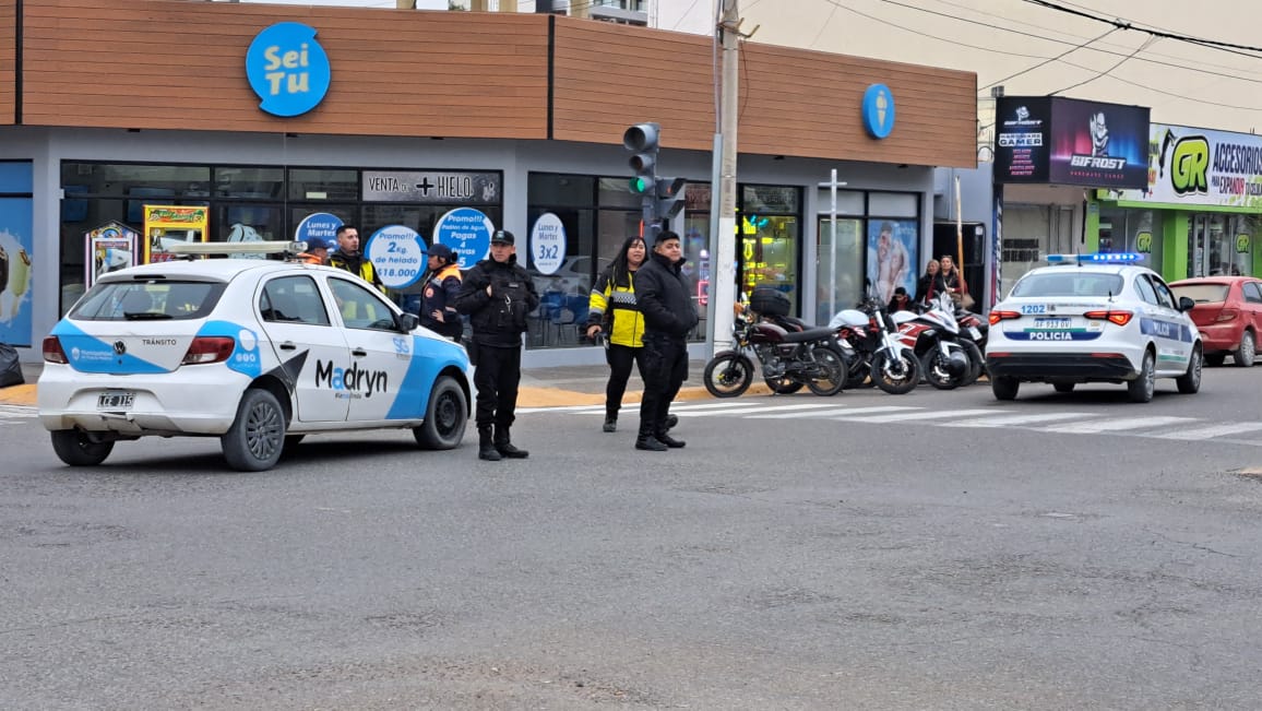 MUJER ATROPELLADA. IMPRUDENCIA AL VOLANTE