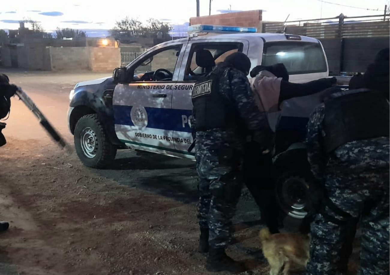 LO BUSCABAN EN TRELEW Y CAYÓ EN MADRYN