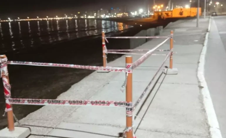 COSTANERA EN CAIDA LIBRE, EL OLEAJE VOTO PRIMERO!!