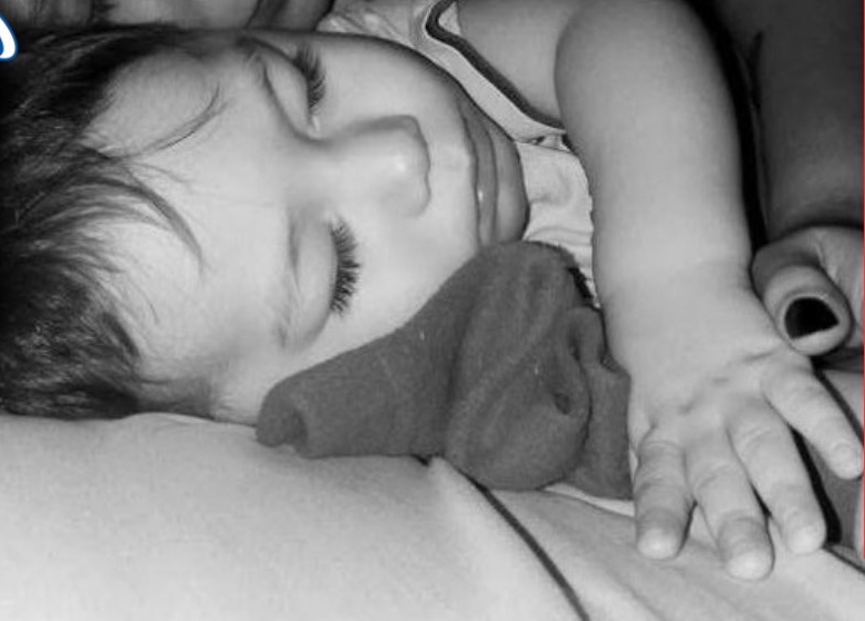 “A MI HIJO LO MATÓ SU PAPÁ”