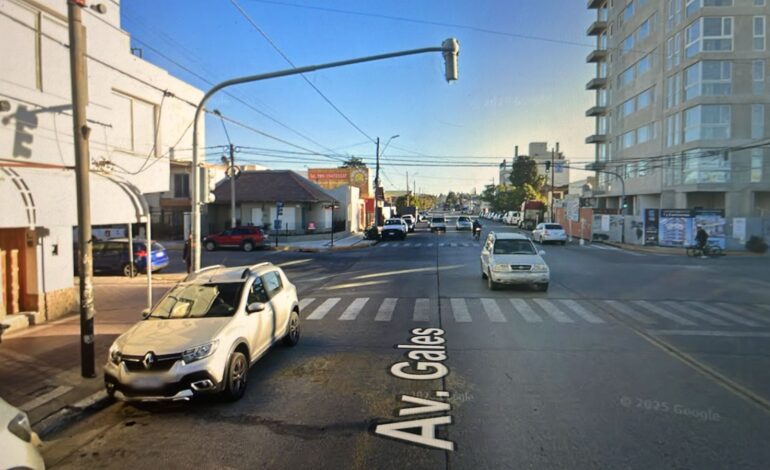 PIDEN AYUDA CONTRA CONDUCTOR PROFUGO