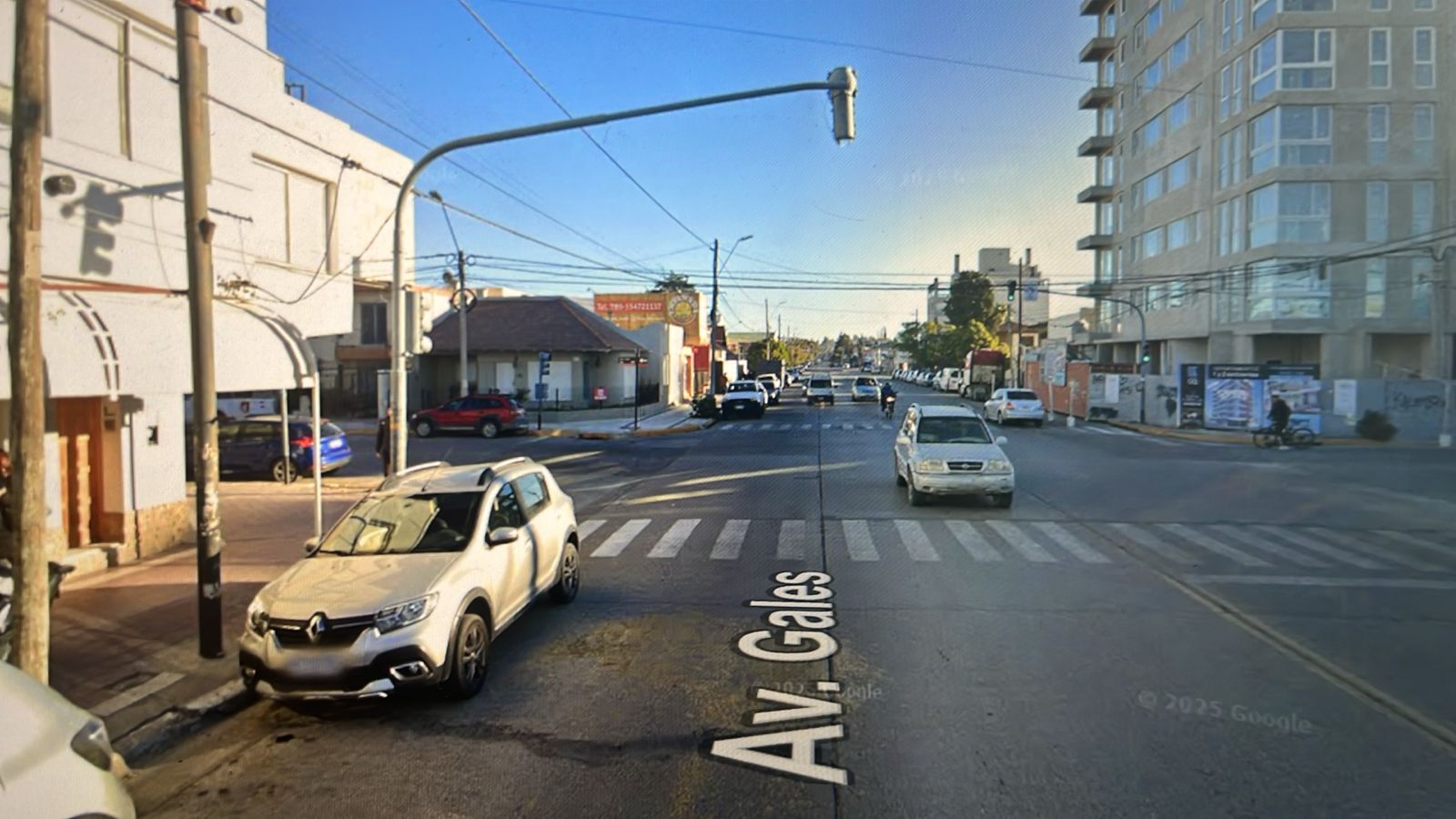 PIDEN AYUDA CONTRA CONDUCTOR PROFUGO