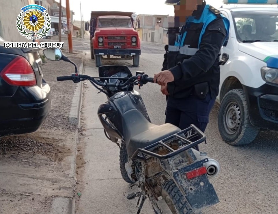 MOTO ROBADA Y ABANDONADA FUE RECUPERADA