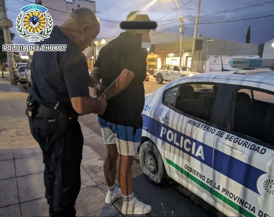 DETENIDO EN PLENO CENTRO: TENIA PEDIDO DE CAPTURA