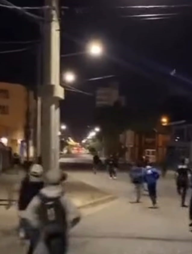 PELEAS ORGANIZADAS ENTRE ADOLESCENTES