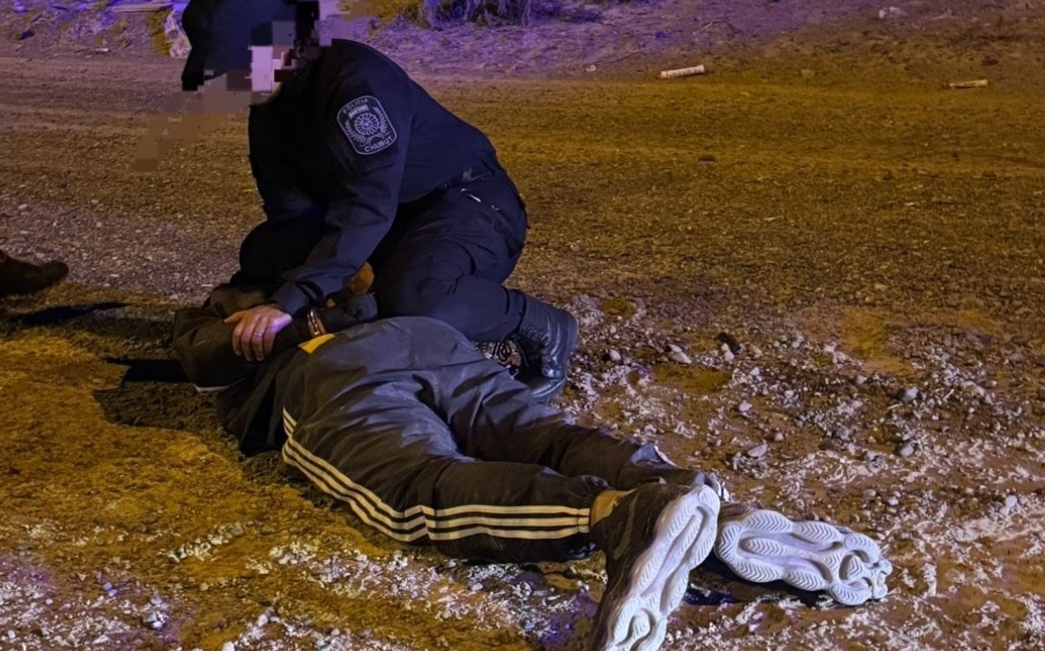 ROBO CON PISTOLA DE JUGUETE Y QUEDO PRESO