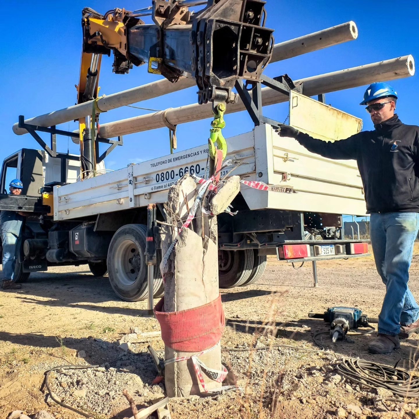 VIOLENTO CHOQUE: EL CONDUCTOR SE FUGO