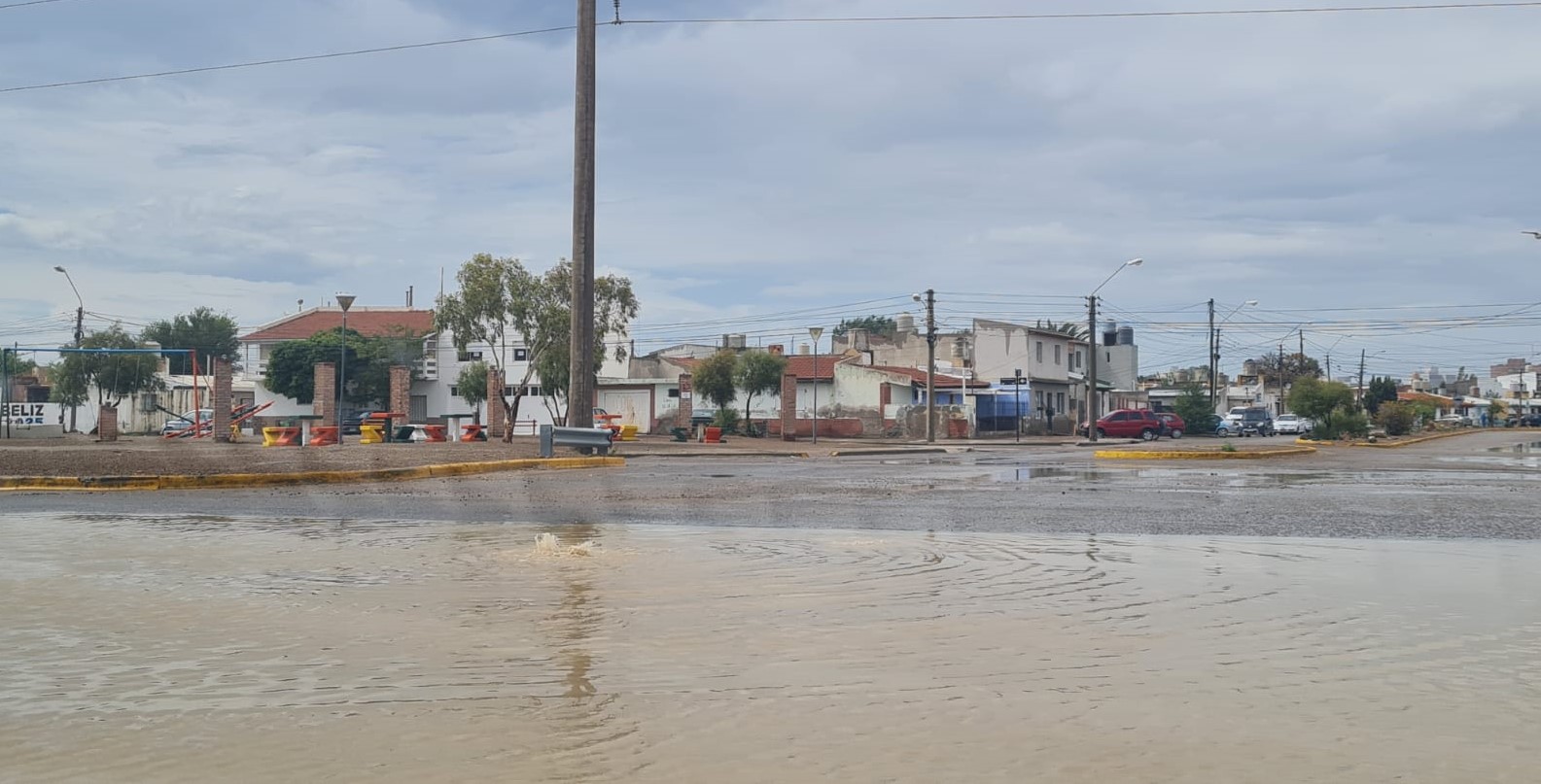 LA MÁS LINDA… PERO QUE MAL HUELE!!!