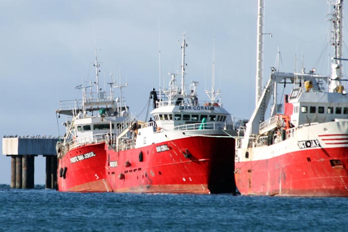 MOTÍN A BORDO: MARINEROS SALEN A PESCAR SIN AVAL SINDICAL