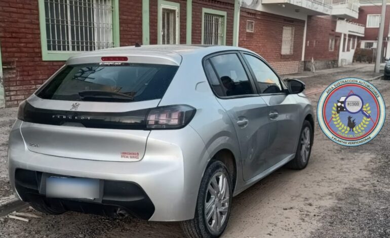 SE ENCONTRO AUTO ROBADO