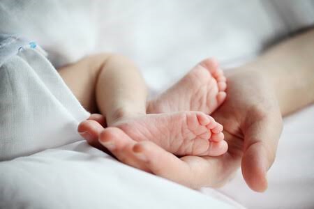 CASO DE LA BEBE DROGADA