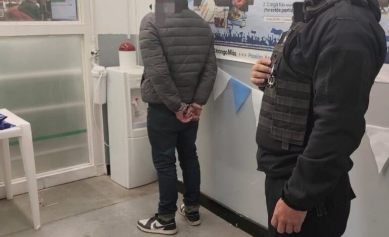 LO MANDARON AL SUPER, TERMINO EN CANA