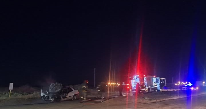 SE INCENDIO UN AUTO EN EL ACCESO SOLANAS