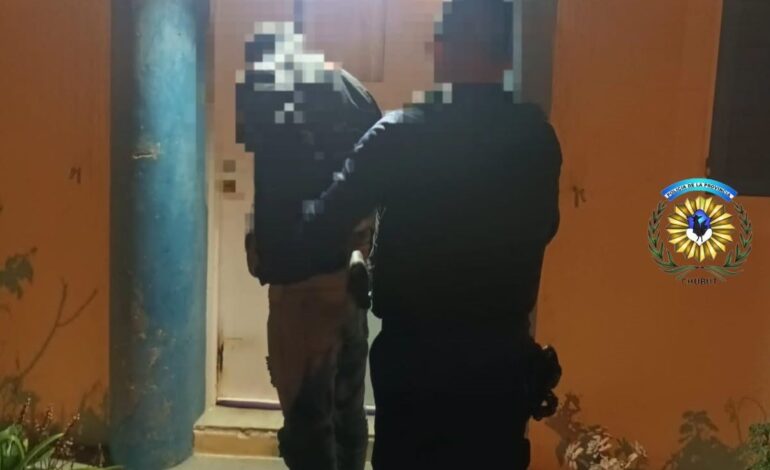 TENIA  PROHIBICIÓN DE ACERCAMIENTO Y TERMINÓ PRESO POR OTRO DETALLE.