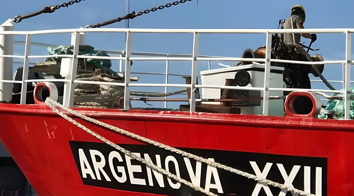 MURIÓ UN TRIPULANTE Y EL BUQUE REGRESA A PUERTO MADRYN