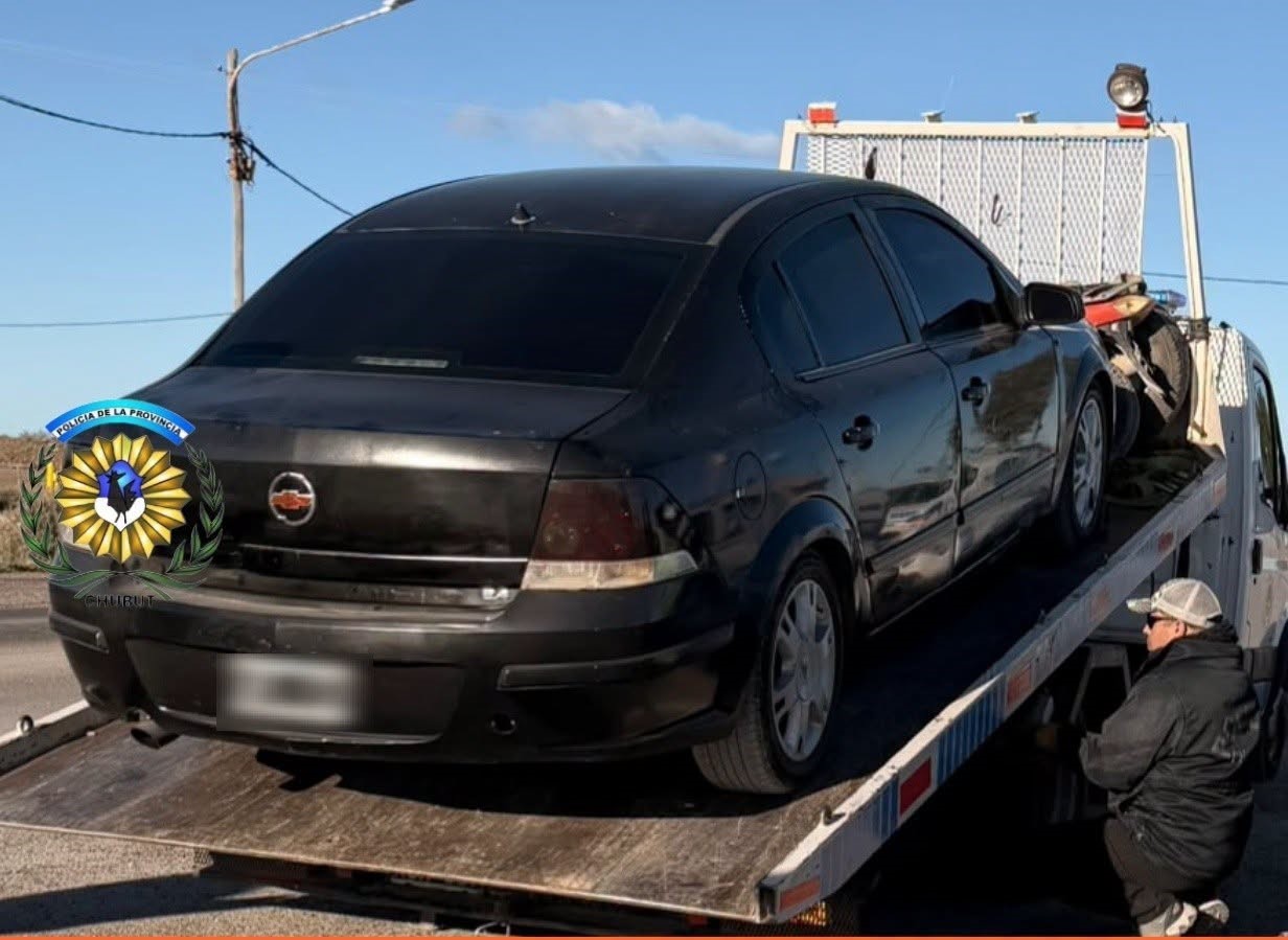 SECUESTRAN UN VECTRA POR IRREGULARIDADES EN LOS CRISTALES