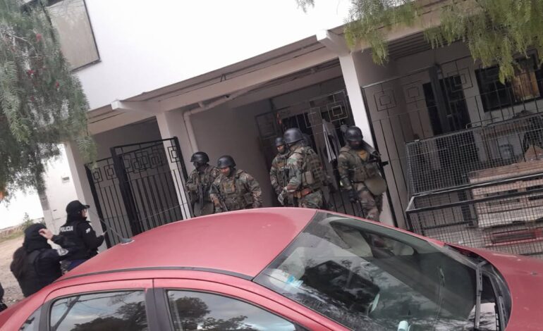BUSCABAN ARMAS PERO NO LAS ENCONTRARON